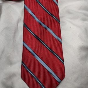 Roundtree & Yorke silk tie